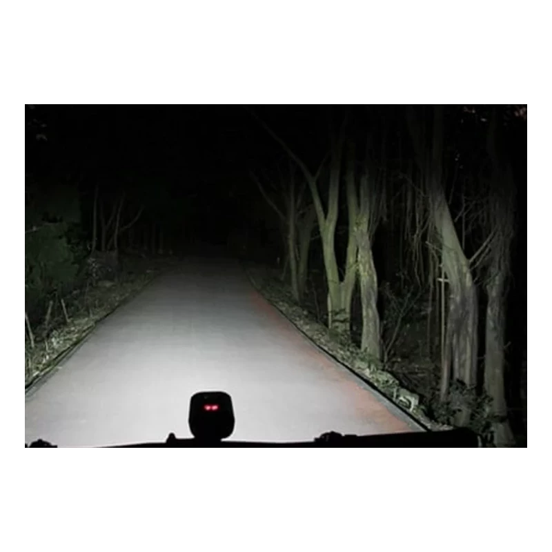 Eclairage Avant Ravemen PR1600 – Image 7